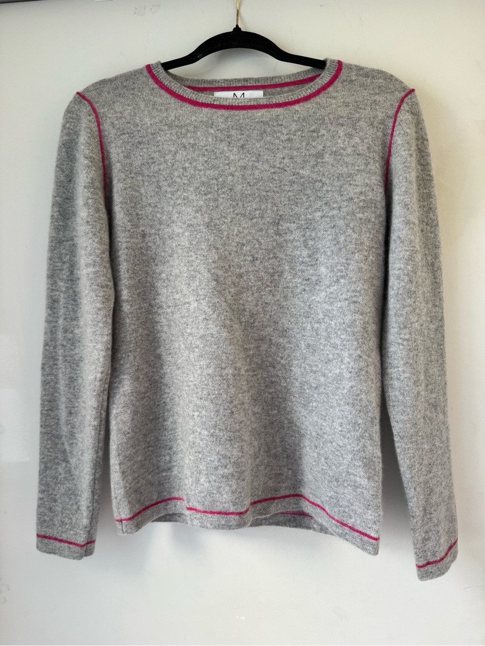 MAGASCHONI grey cashmere sweater with pink detail. Size S. Excellent condition